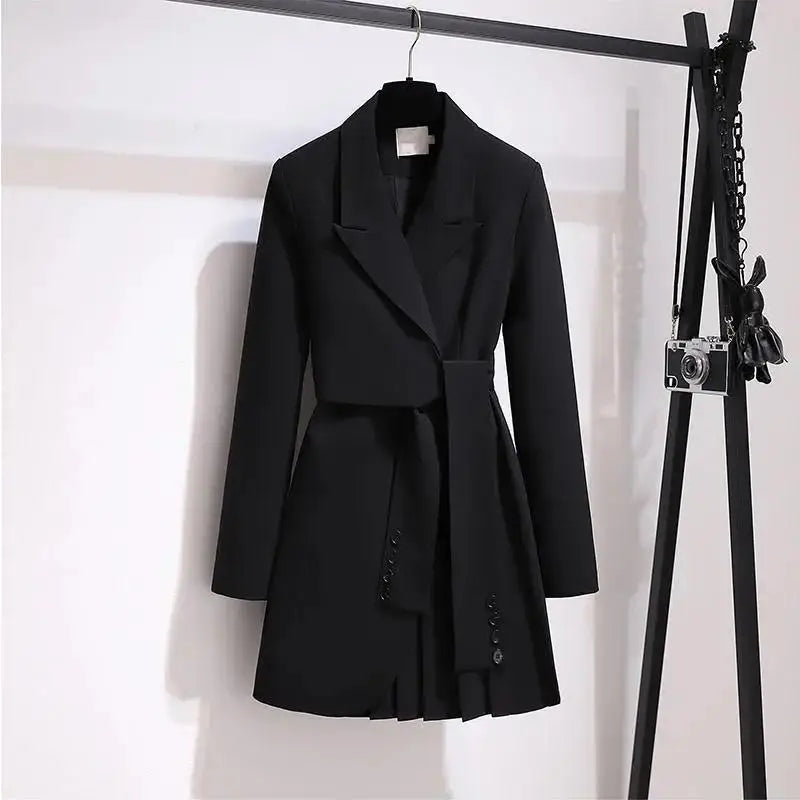 "Vintage Chic Belted Trench Coat Dress - Spring/Autumn 2023 Collection"