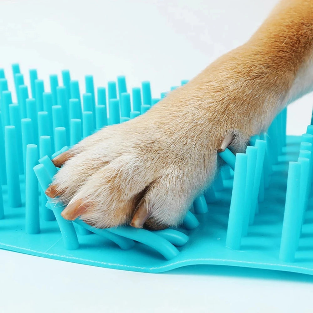 "Doggy Foot Spa: The Ultimate Paw-cleaning Contraption!"