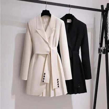 "Vintage Chic Belted Trench Coat Dress - Spring/Autumn 2023 Collection"