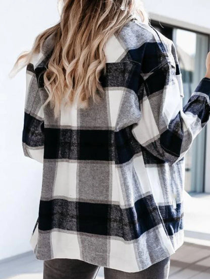 "Plaid Button-Up Collared Shirt for Women - Stylish Loose Fit for Autumn and Spring"